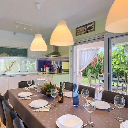 A Prázdninový dům