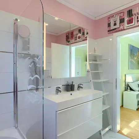 Holiday home Gaya