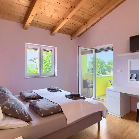 Gaya Holiday home *