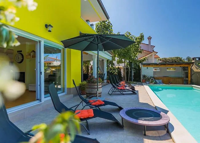 A Holiday home Porec