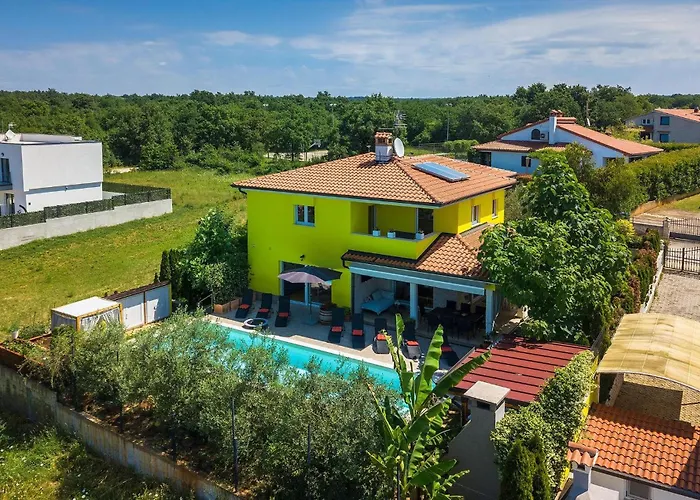 A * Porec